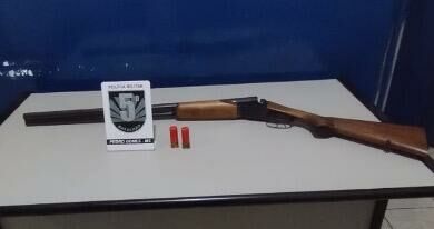 Imagem de compartilhamento para o artigo Apreensão de arma em Pedro Gomes: Homem detido com espingarda calibre 12 em veículo da MS Todo dia